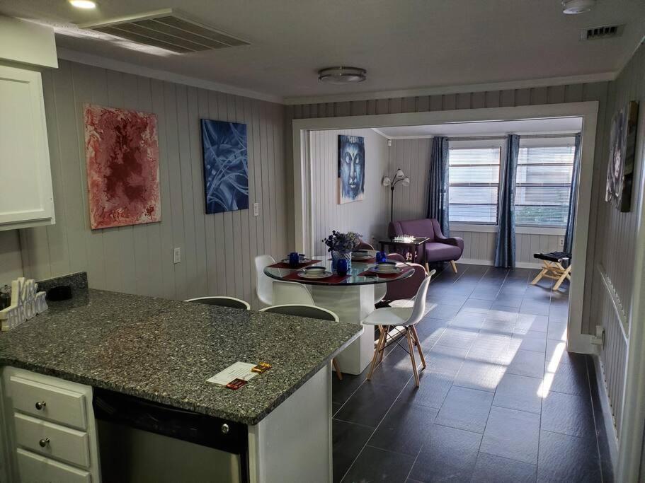 Beautiful Cottage Near Lake Louisa & Mins From Disney, Vehicle Rental Available Clermont Eksteriør bilde